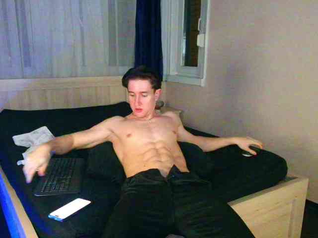 JustChrisHere Sex Cam Show