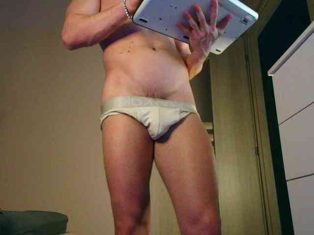 JustChrisHere Sex Cam Show