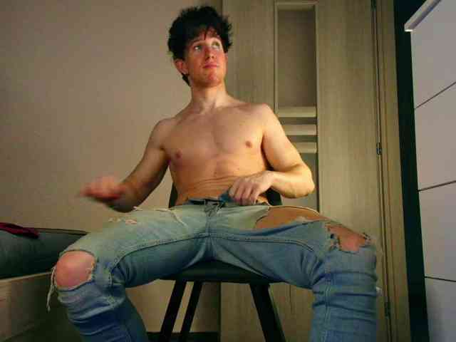 JustChrisHere Sex Cam Show