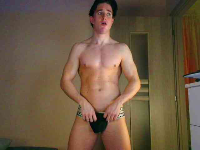 JustChrisHere Sex Cam Show