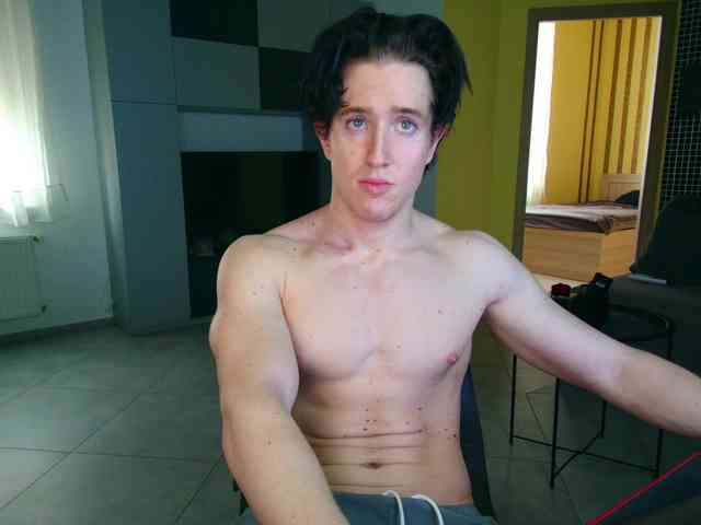 JustChrisHere Sex Cam Show