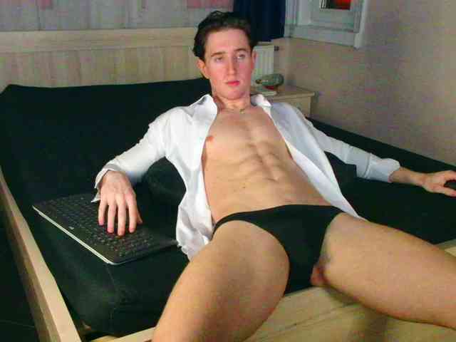 JustChrisHere Sex Cam Show
