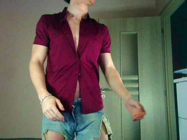 JustChrisHere Sex Cam Show
