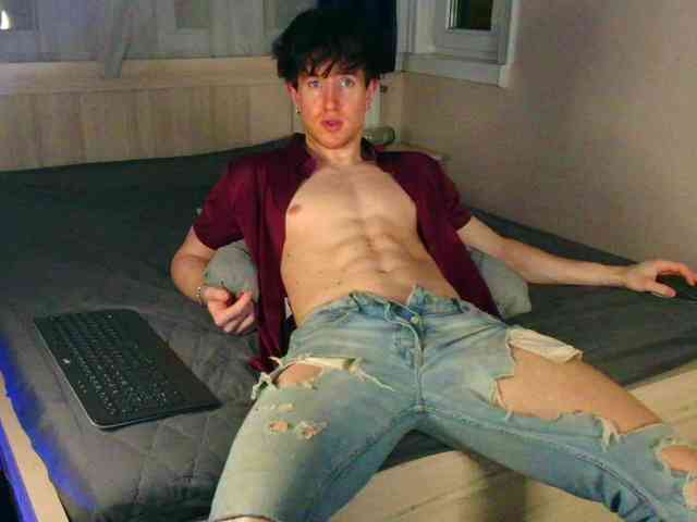 JustChrisHere Sex Cam Show