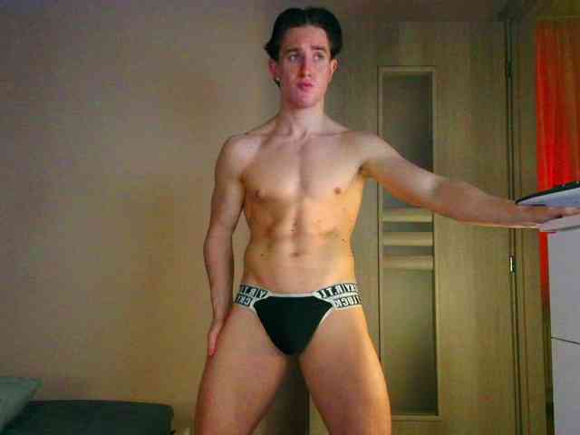 JustChrisHere Sex Cam Show