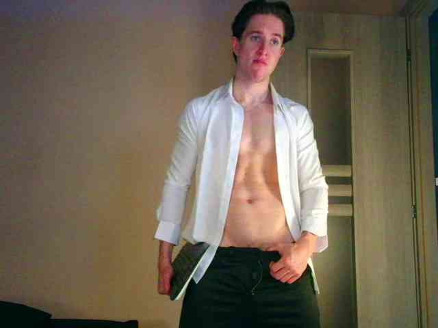 JustChrisHere Sex Cam Show