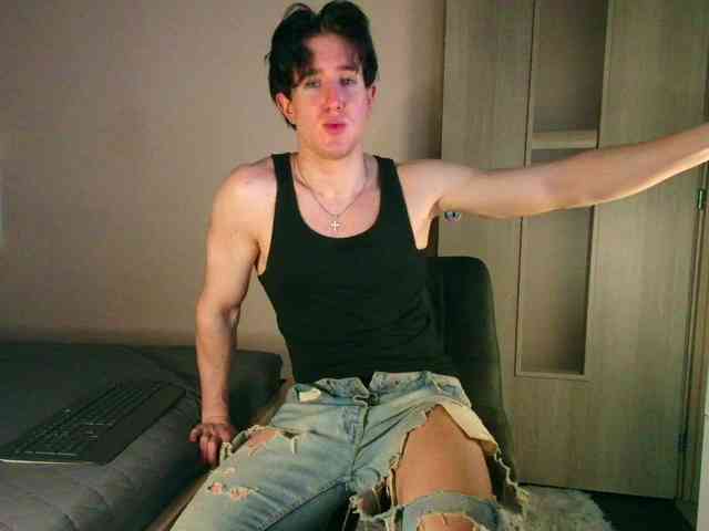 JustChrisHere Sex Cam Show