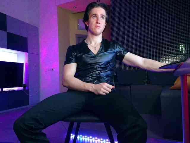 JustChrisHere Sex Cam Show