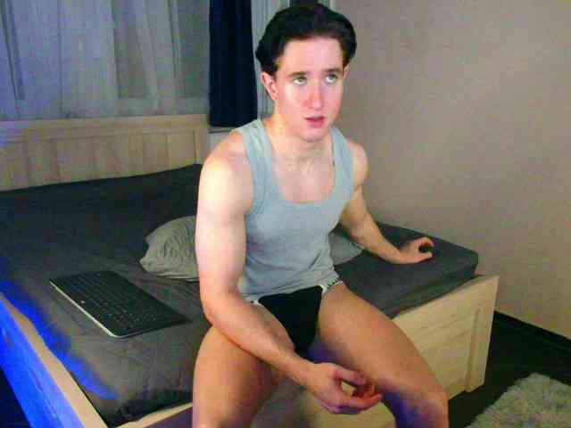JustChrisHere Sex Cam Show