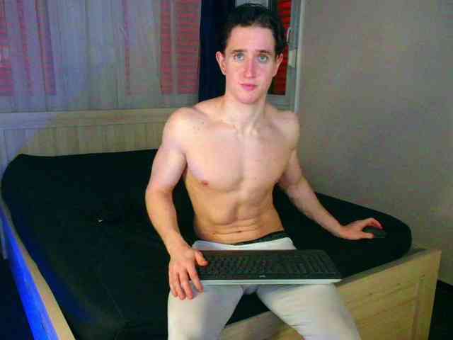 JustChrisHere Sex Cam Show