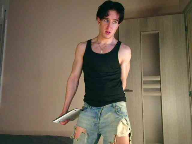 JustChrisHere Sex Cam Show
