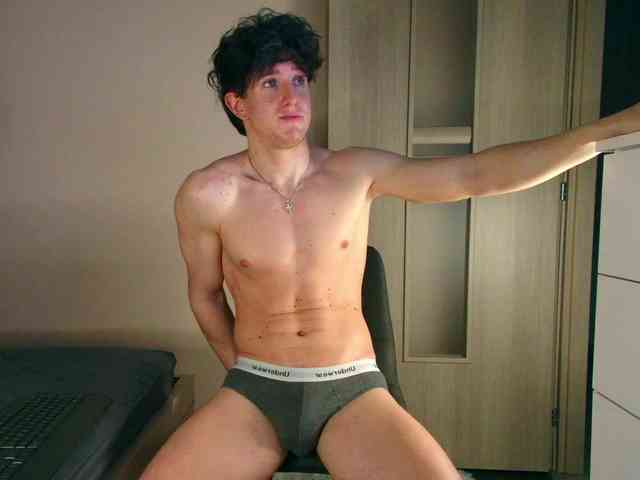 JustChrisHere Sex Cam Show
