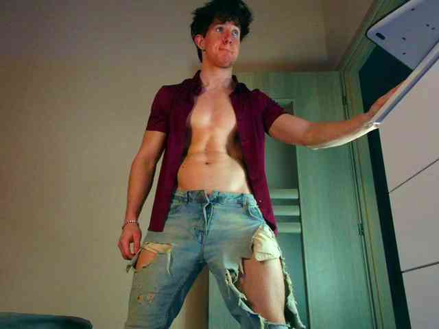 JustChrisHere Sex Cam Show
