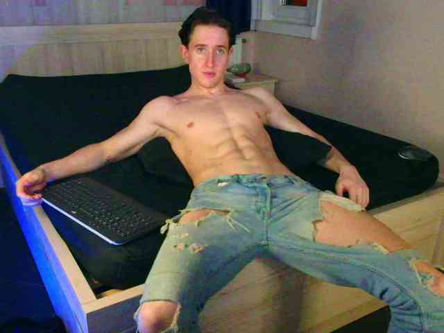 JustChrisHere Sex Cam Show