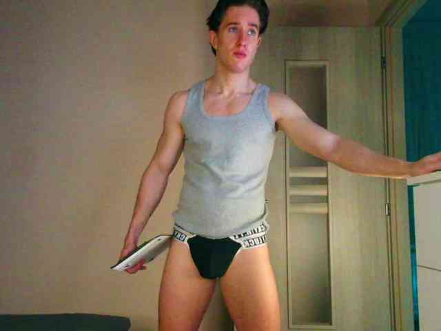 JustChrisHere Sex Cam Show