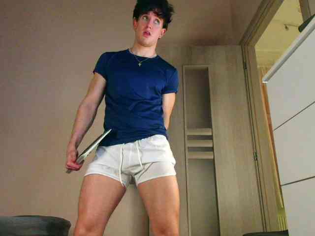 JustChrisHere Sex Cam Show