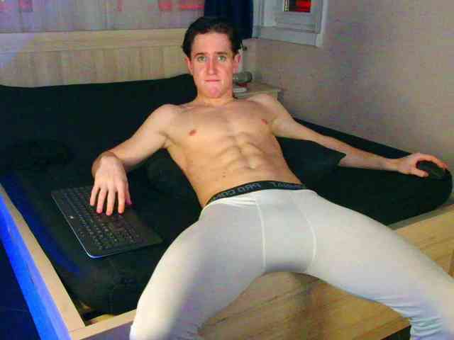JustChrisHere Sex Cam Show