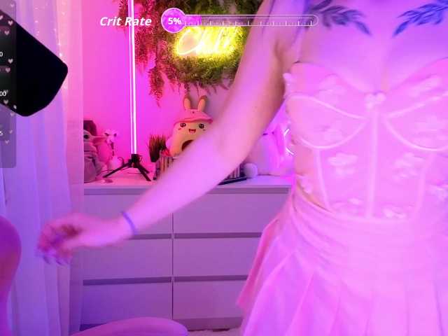 LadyAlis webcam