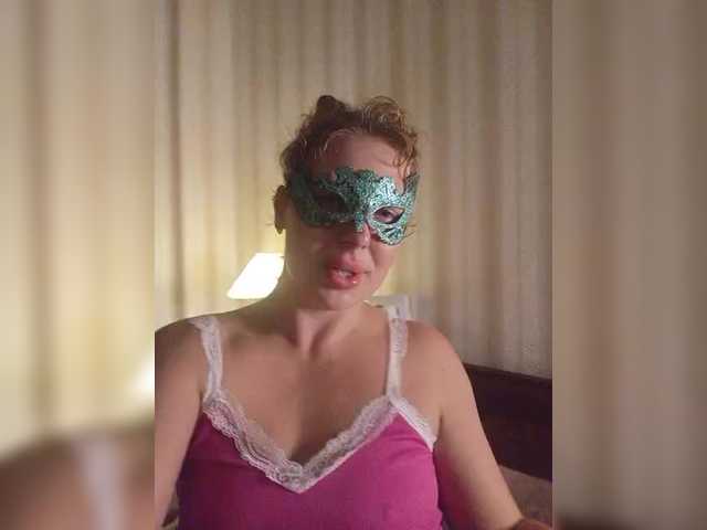 TataMiha2208 live cam on BongaCams