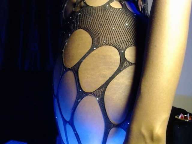 Wildsmile254 live cam on BongaCams