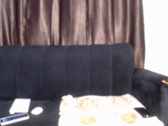 Wildsmile254 live cam on BongaCams