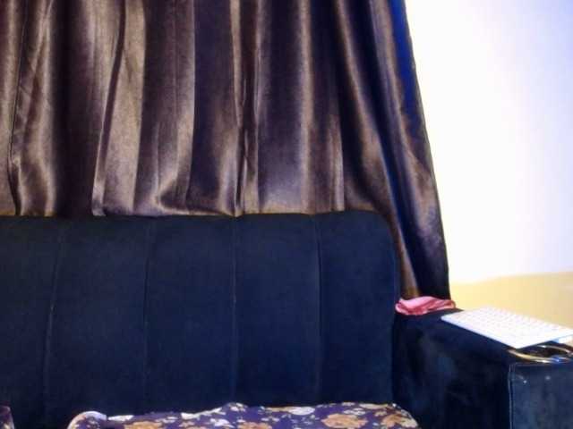Wildsmile254 live cam on BongaCams