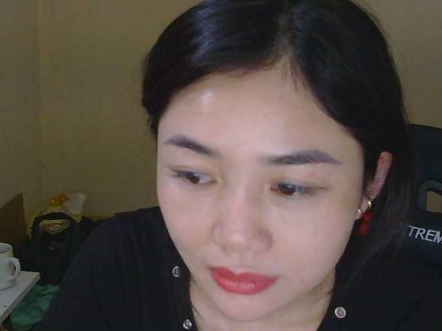le modèle nana7777 est en webcam porno dans un show sur le site bongacams, il possède les tags suivants: Asian,Brunette,Shaved