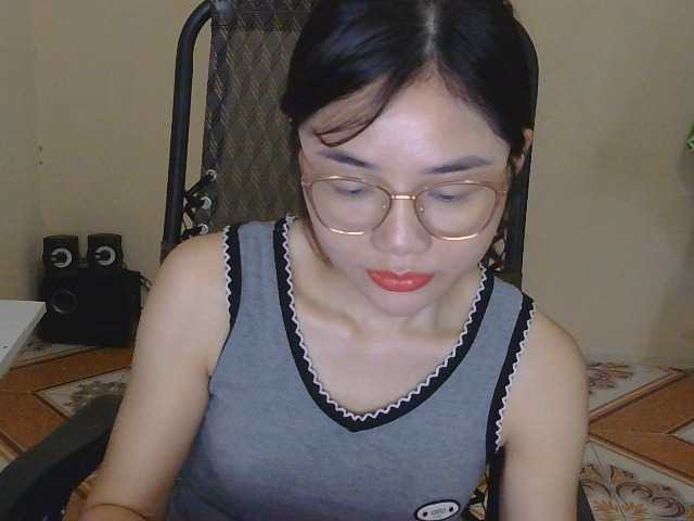le modèle nana7777 est en webcam porno dans un show sur le site bongacams, il possède les tags suivants: Asian,Brunette,Shaved