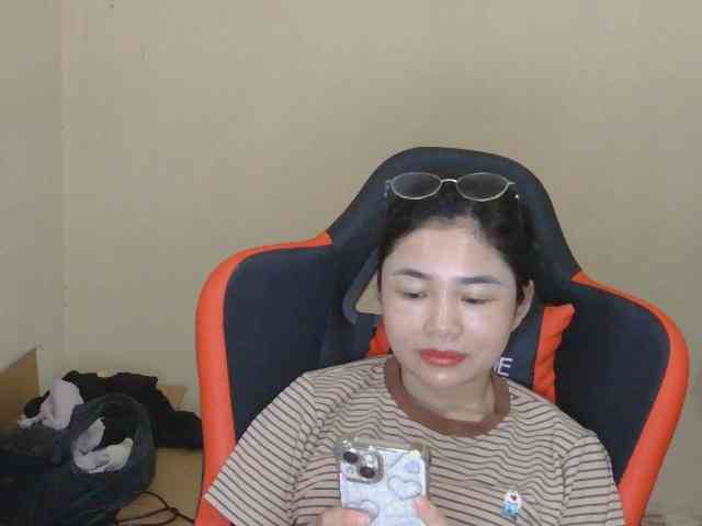 nana7777 webcam