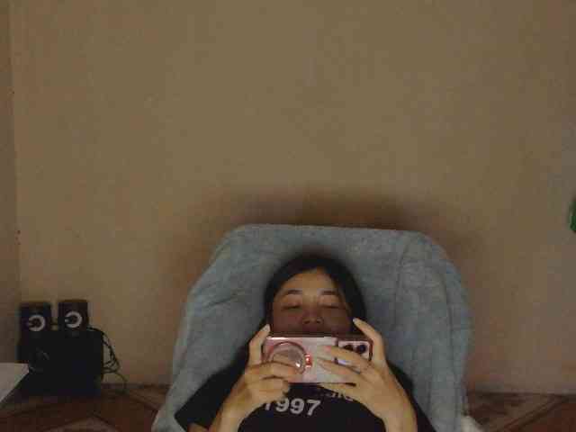 nana7777 webcam
