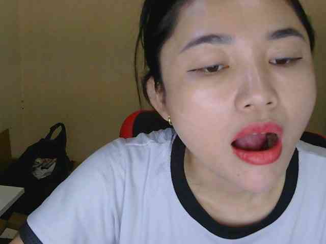 nana7777 webcam