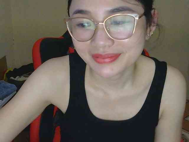nana7777 webcam