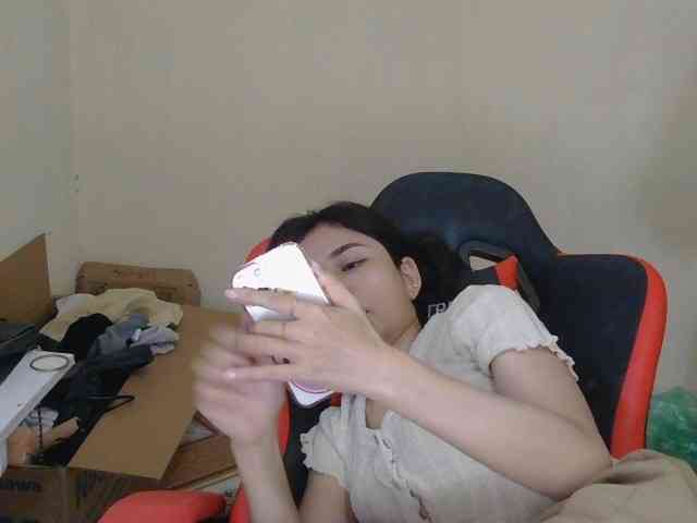 nana7777 webcam
