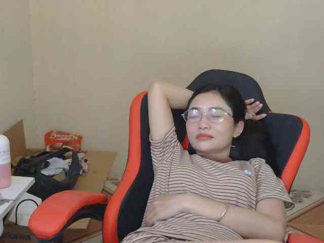 nana7777 webcam