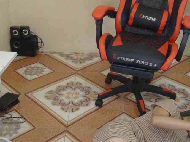 nana7777 webcam