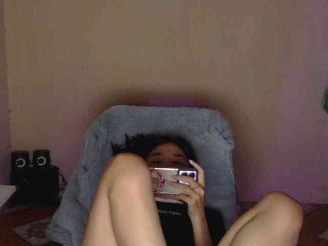 nana7777 webcam
