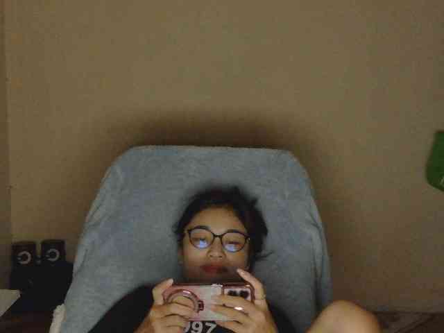 nana7777's webcam live show
