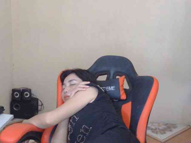 nana7777 webcam