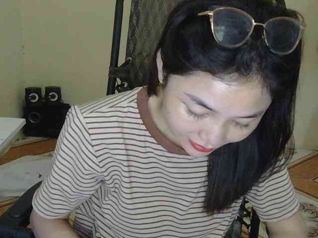 Nana7777's cam show statistics and live stream