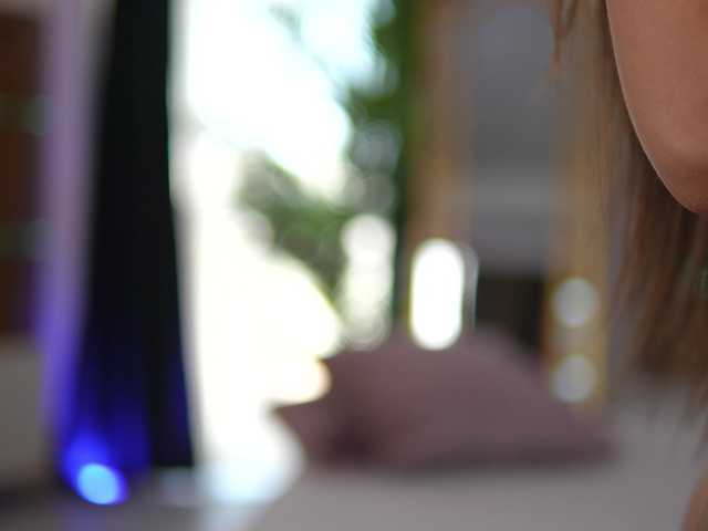 ZenyaNoir's BongaCams show and profile