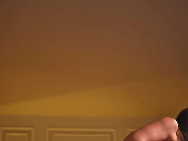 KyssaraPlay live cam on BongaCams
