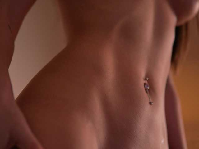 KyssaraPlay live cam on BongaCams
