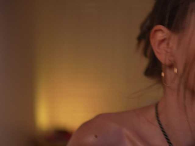 KyssaraPlay live cam on BongaCams