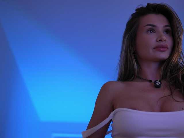 KyssaraPlay live cam on BongaCams