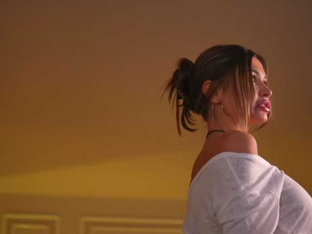 KyssaraPlay live cam on BongaCams