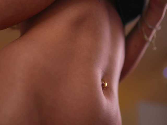 KyssaraPlay live cam on BongaCams