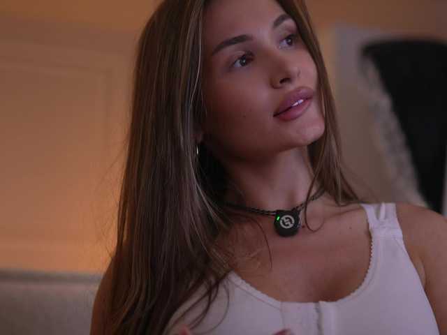 KyssaraPlay live cam on BongaCams