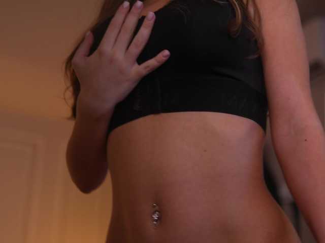 KyssaraPlay live cam on BongaCams