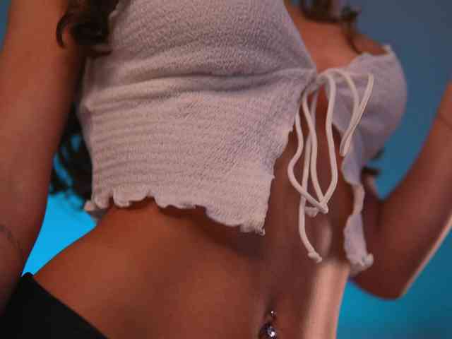 online adult chat KyssaraPlay