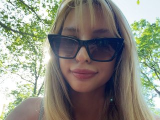 Cristi-Candy Porn Show